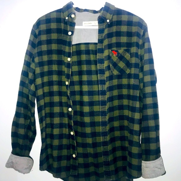 Women’s green flannel - Picture 1 of 2